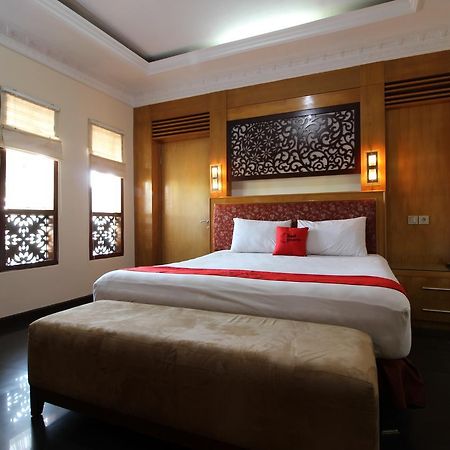 Reddoorz Plus Near Tugu Jogja 2 Jogyakarta Zewnętrze zdjęcie