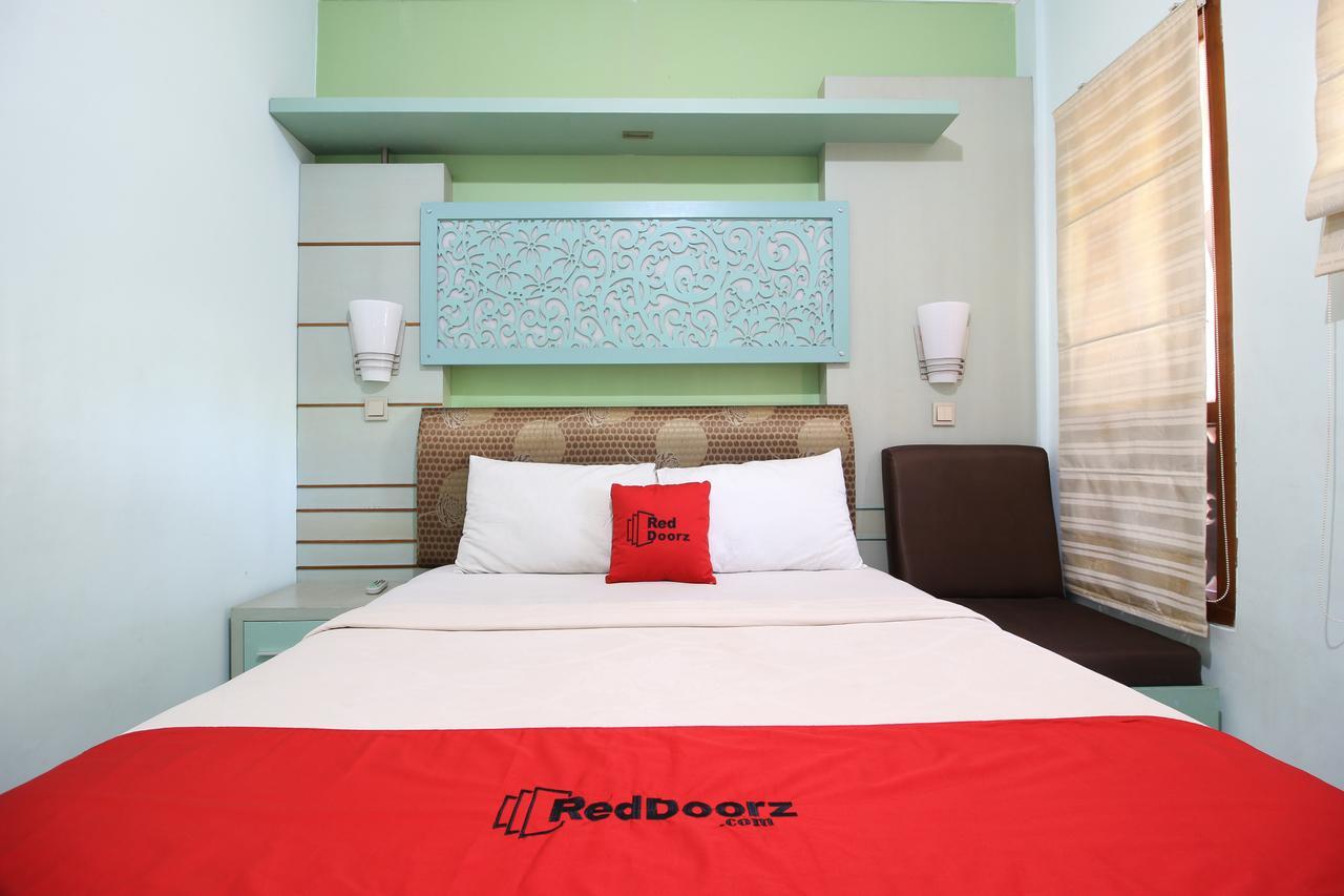 Reddoorz Plus Near Tugu Jogja 2 Jogyakarta Zewnętrze zdjęcie