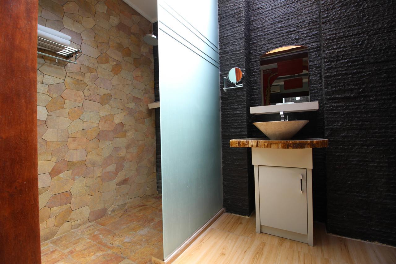 Reddoorz Plus Near Tugu Jogja 2 Jogyakarta Zewnętrze zdjęcie