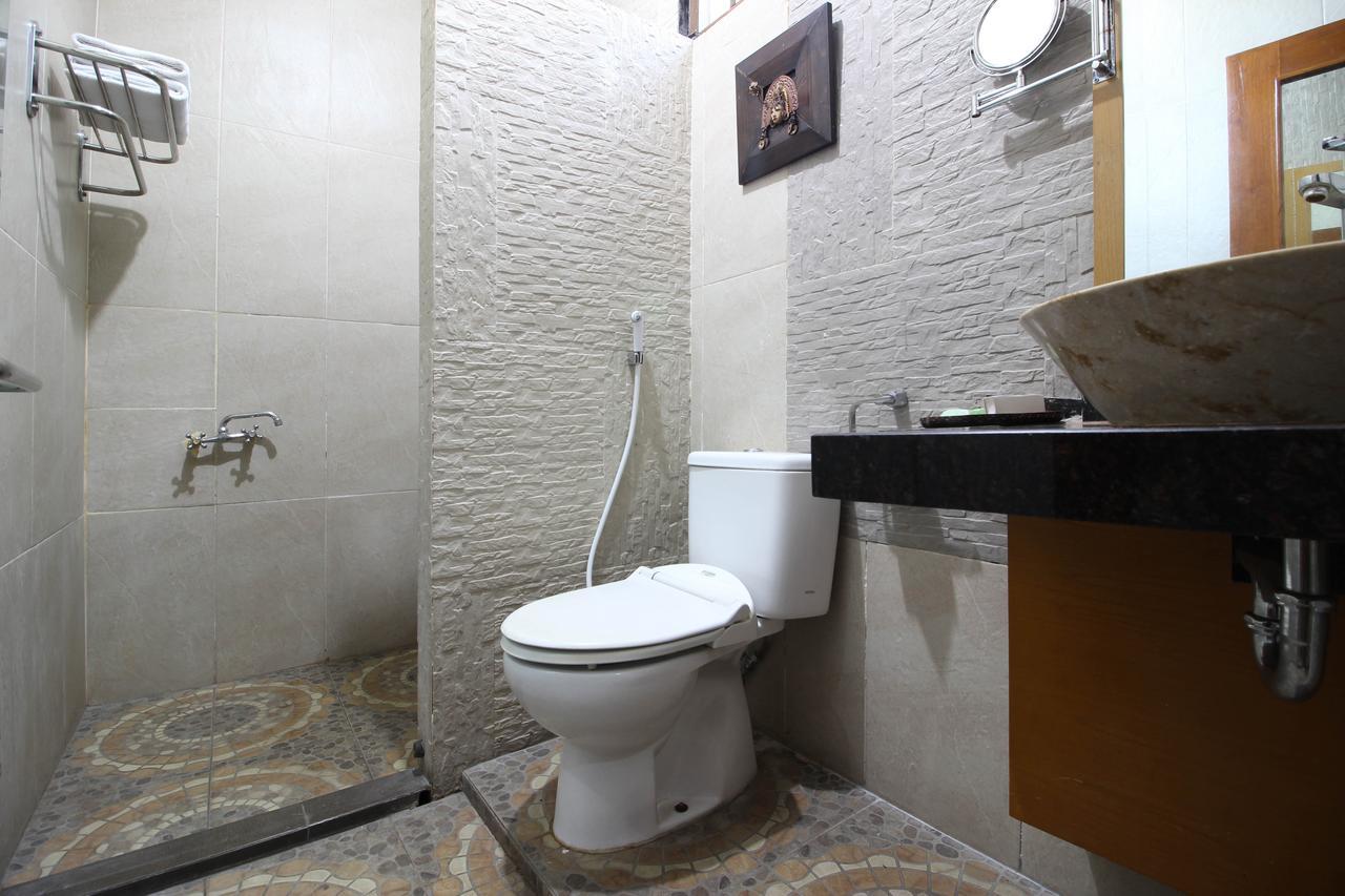 Reddoorz Plus Near Tugu Jogja 2 Jogyakarta Zewnętrze zdjęcie