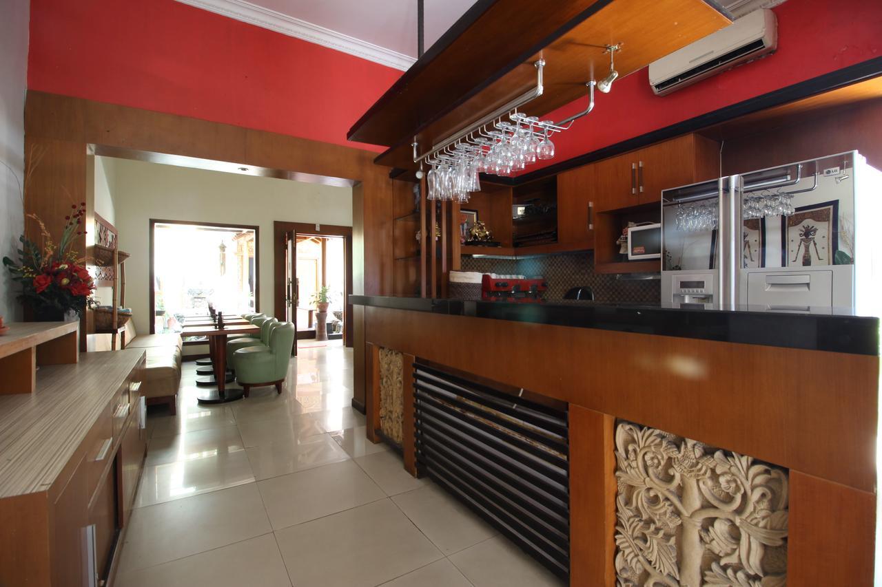 Reddoorz Plus Near Tugu Jogja 2 Jogyakarta Zewnętrze zdjęcie